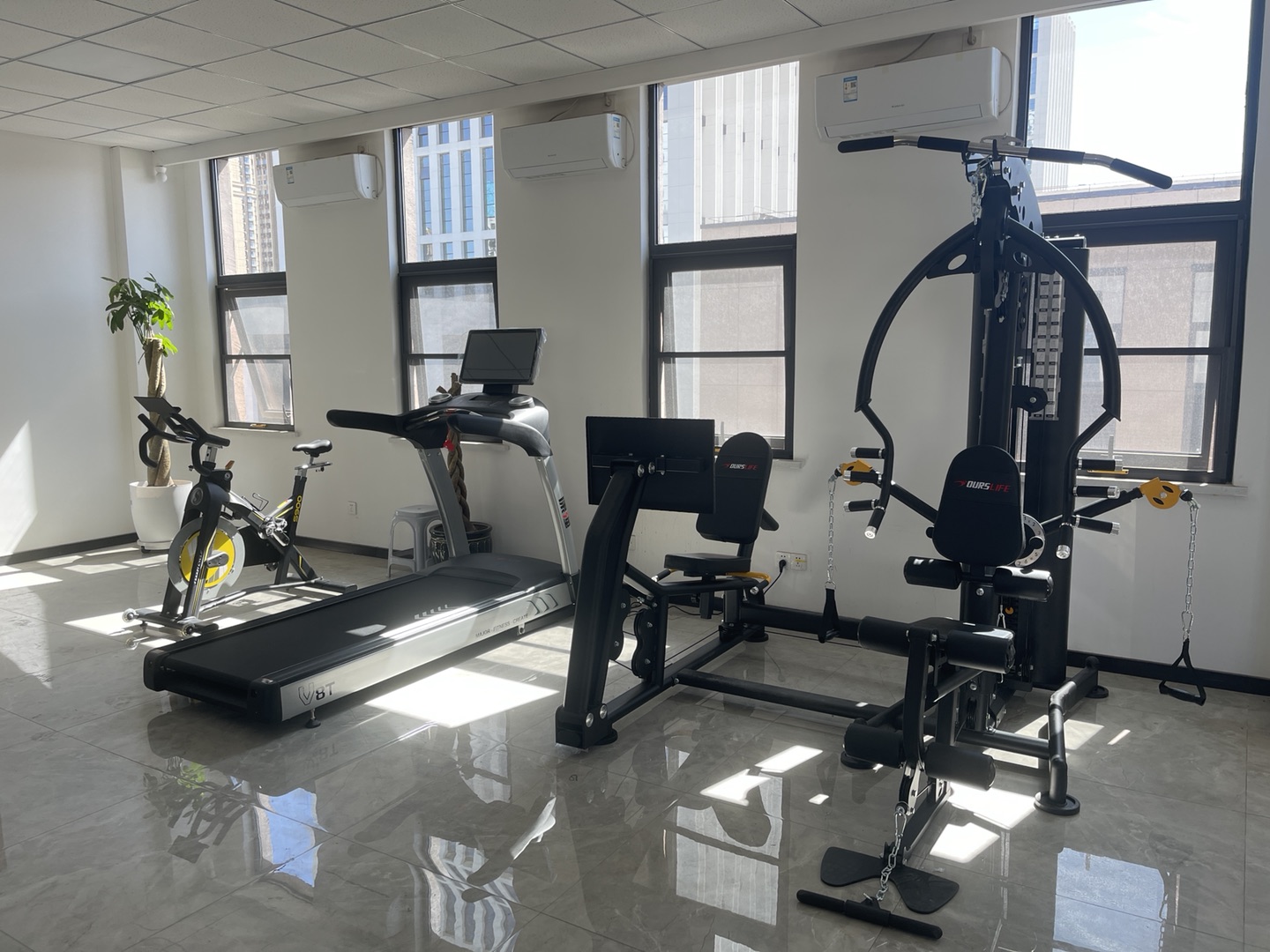 家庭健身器材買(mǎi)哪些比較實(shí)用